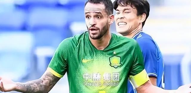 鹏执教俱乐, 体实力下降, 郁闷